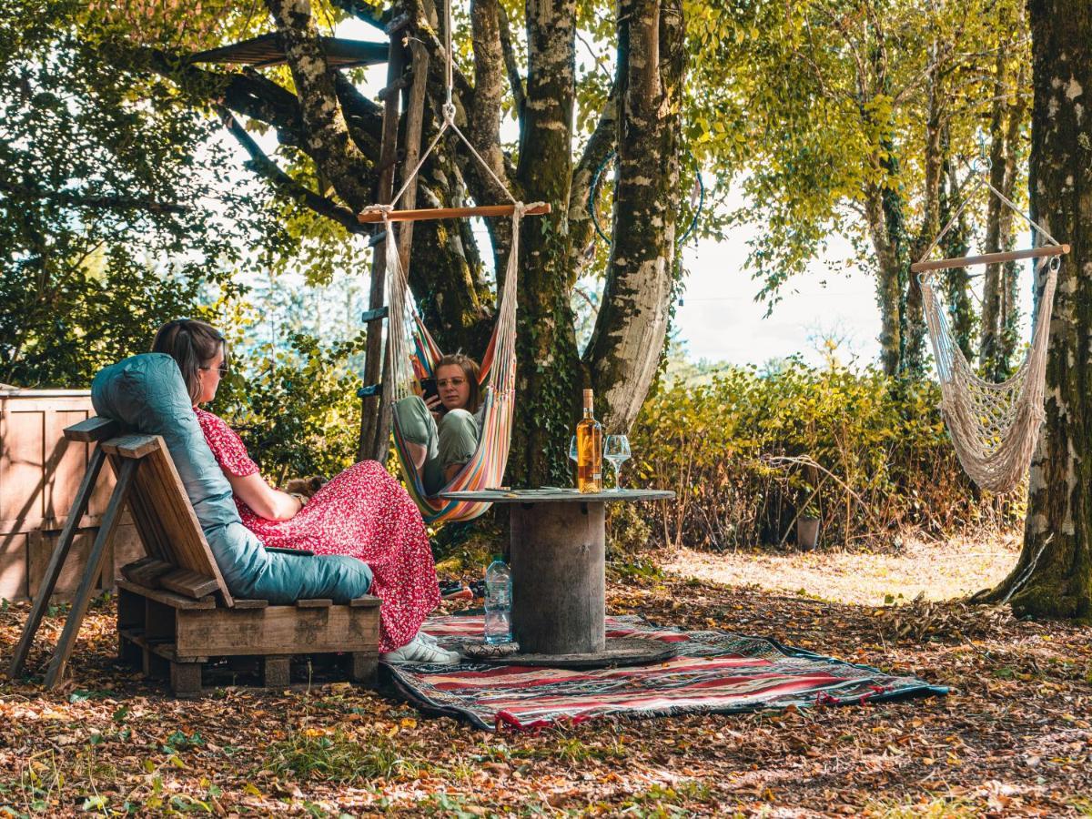 Les Jardins De Nanine Bed & Breakfast Lapleau Екстериор снимка