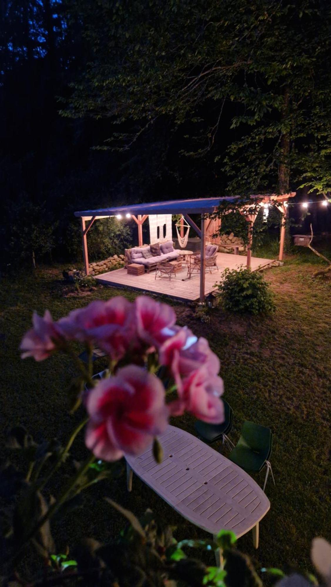 Les Jardins De Nanine Bed & Breakfast Lapleau Екстериор снимка