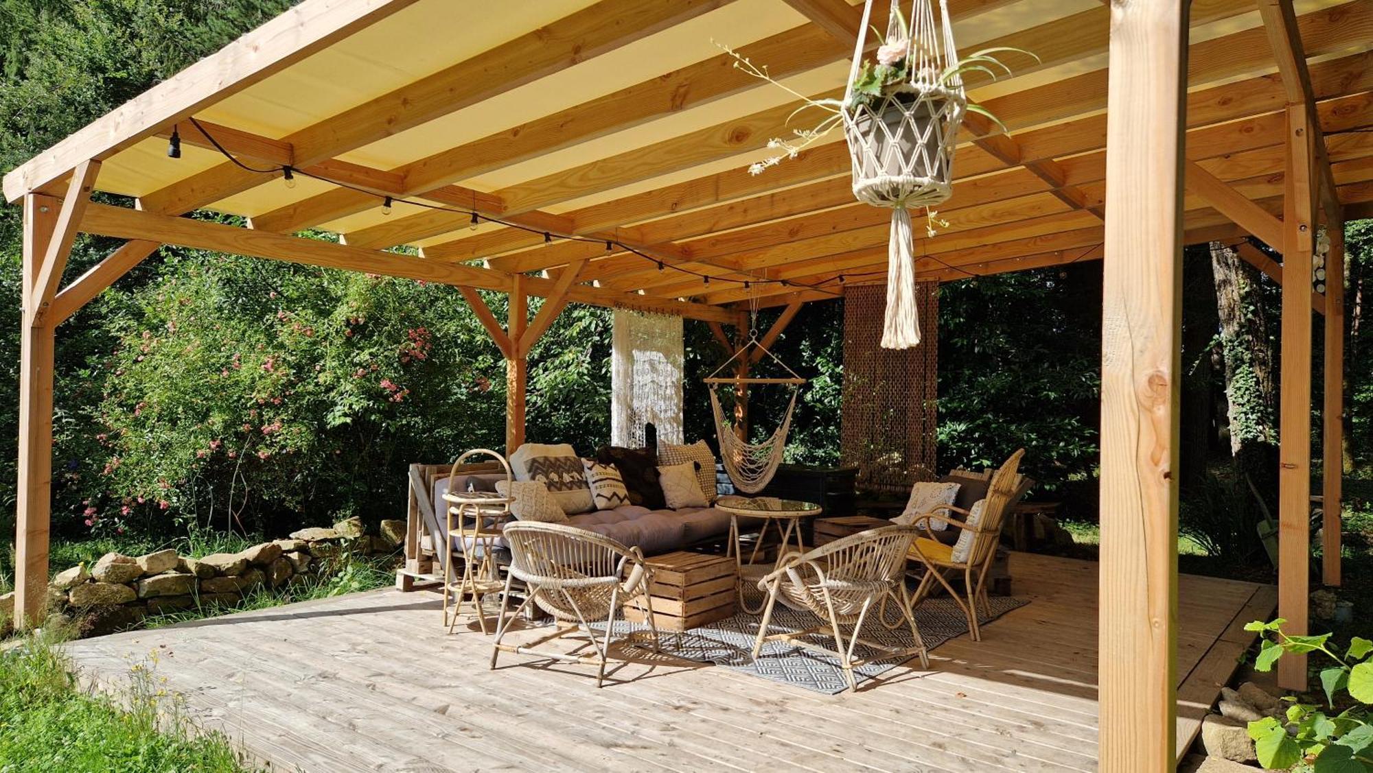 Les Jardins De Nanine Bed & Breakfast Lapleau Екстериор снимка